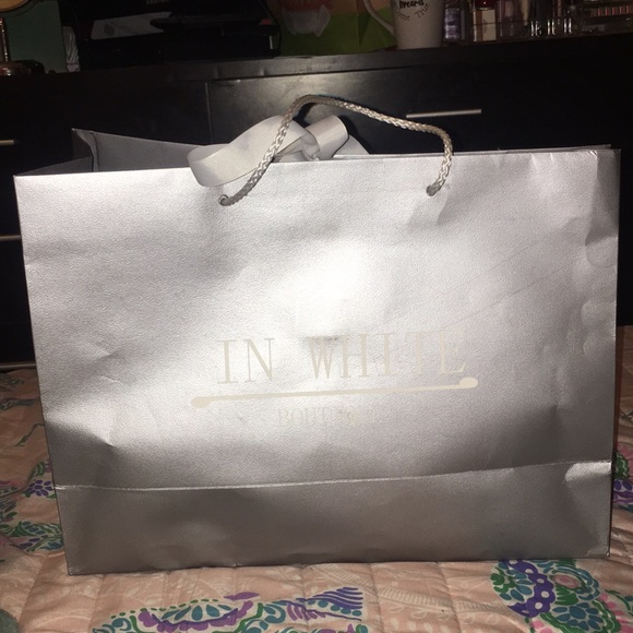 Elegant Black Dress🖤 - Picture 7 of 8